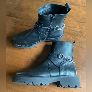 Bos & Co Women’s Black Leather Zip Ankle Booties Chains Rock Punk Biker Size 39